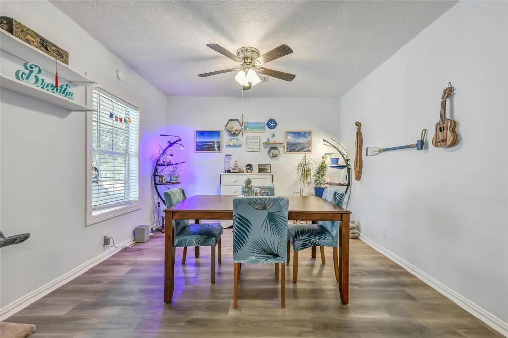 4117 Avenue M 1/2 Galveston, TX 77550