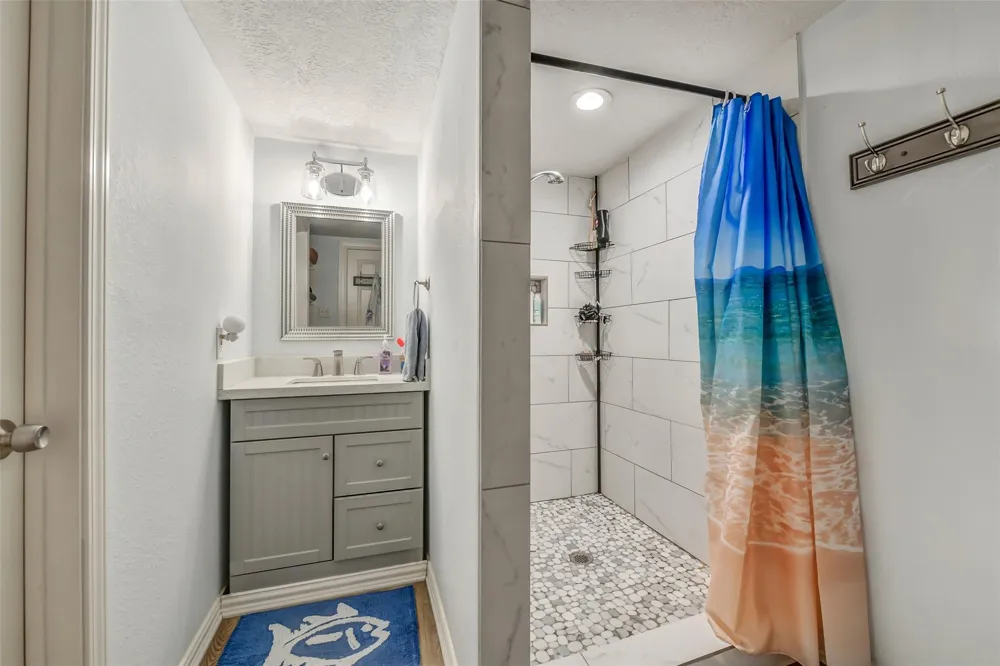 4117 Avenue M 1/2 Galveston, TX 77550