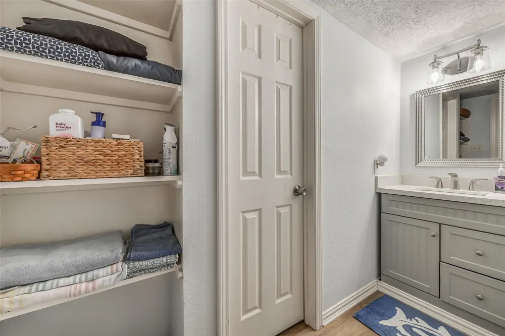 4117 Avenue M 1/2 Galveston, TX 77550