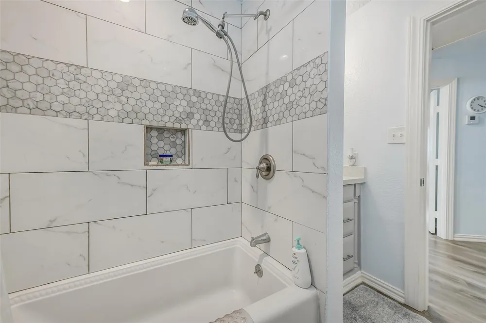 4117 Avenue M 1/2 Galveston, TX 77550
