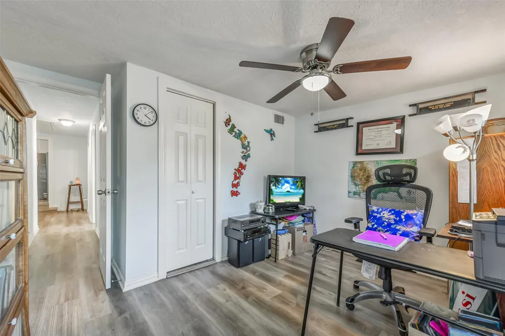 4117 Avenue M 1/2 Galveston, TX 77550