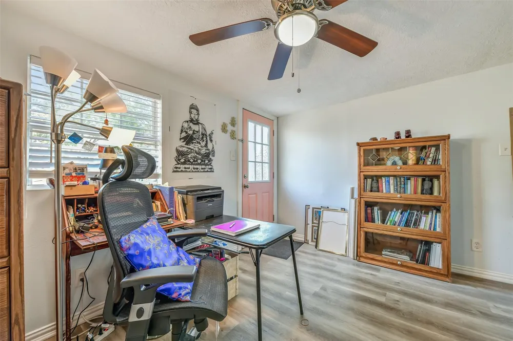 4117 Avenue M 1/2 Galveston, TX 77550
