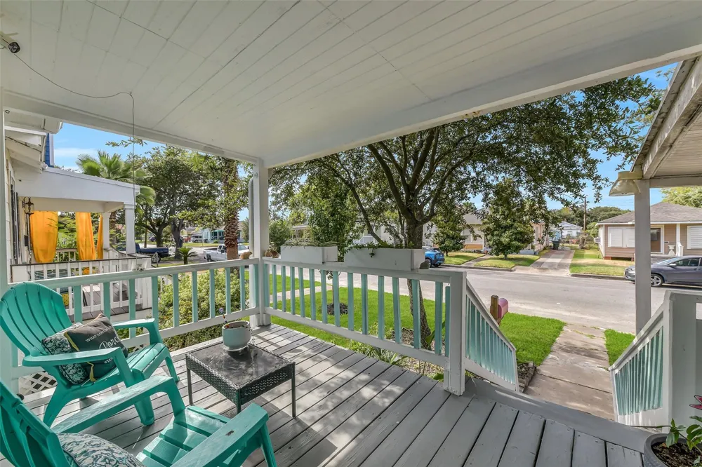 4117 Avenue M 1/2 Galveston, TX 77550