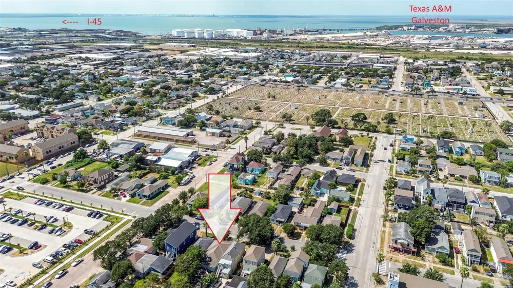 4117 Avenue M 1/2 Galveston, TX 77550