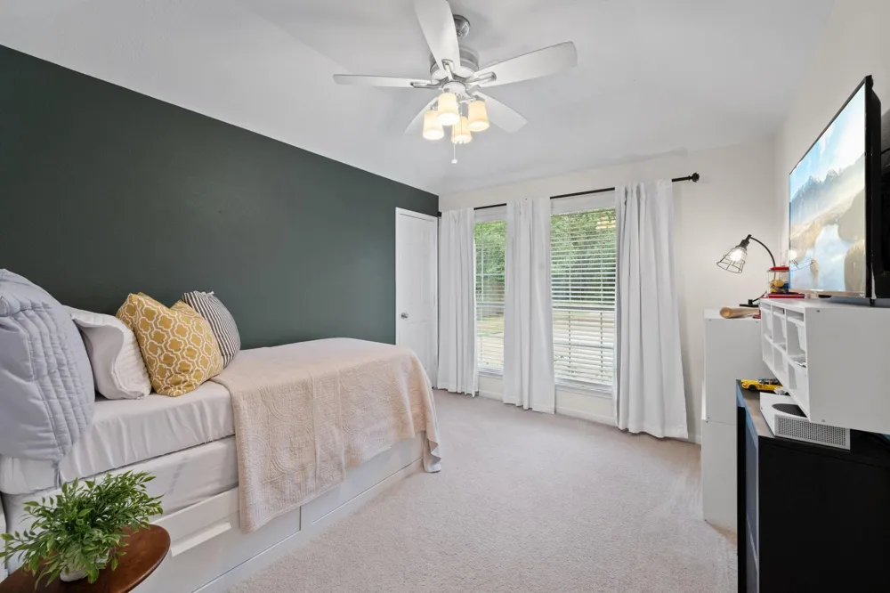15906 Dunes Drive Crosby, TX 77532