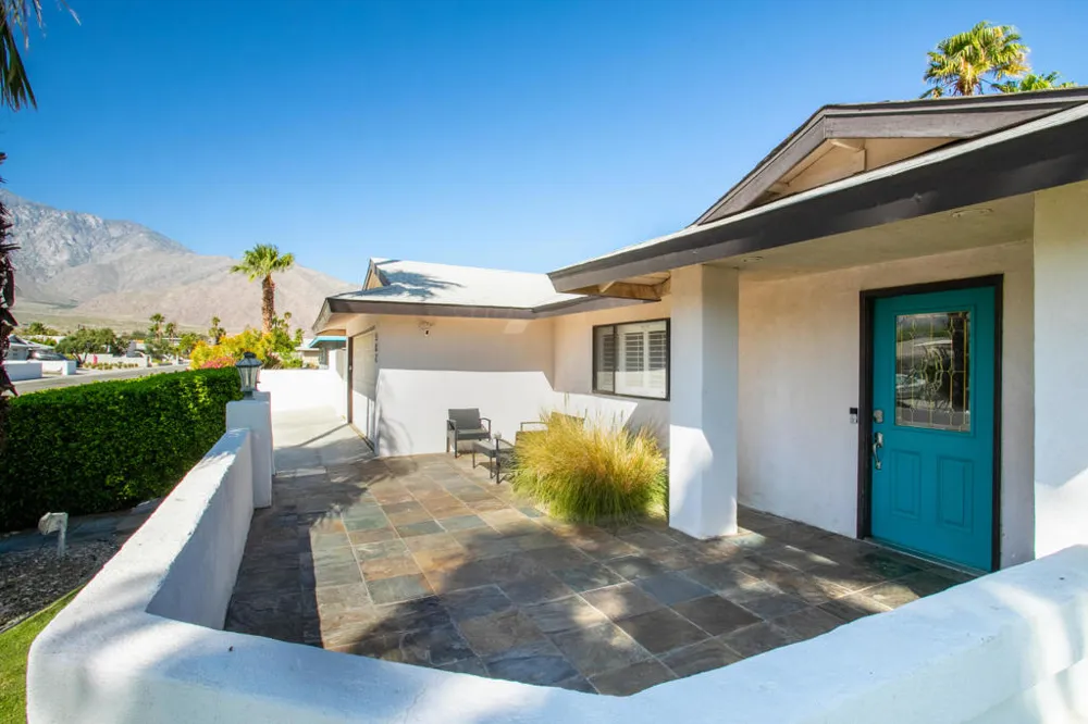 502 E Molino Road Palm Springs, CA 92262
