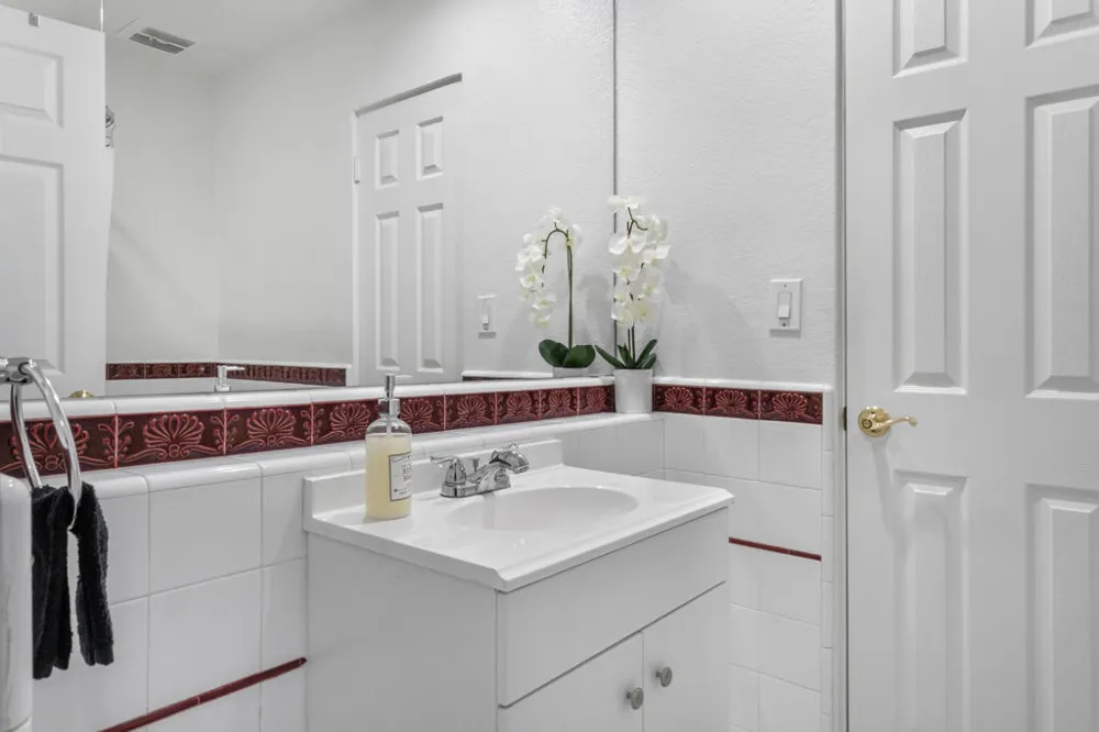 502 E Molino Road Palm Springs, CA 92262