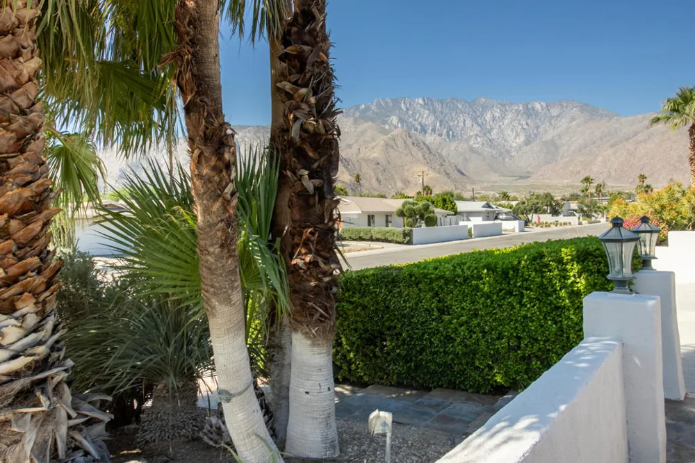 502 E Molino Road Palm Springs, CA 92262