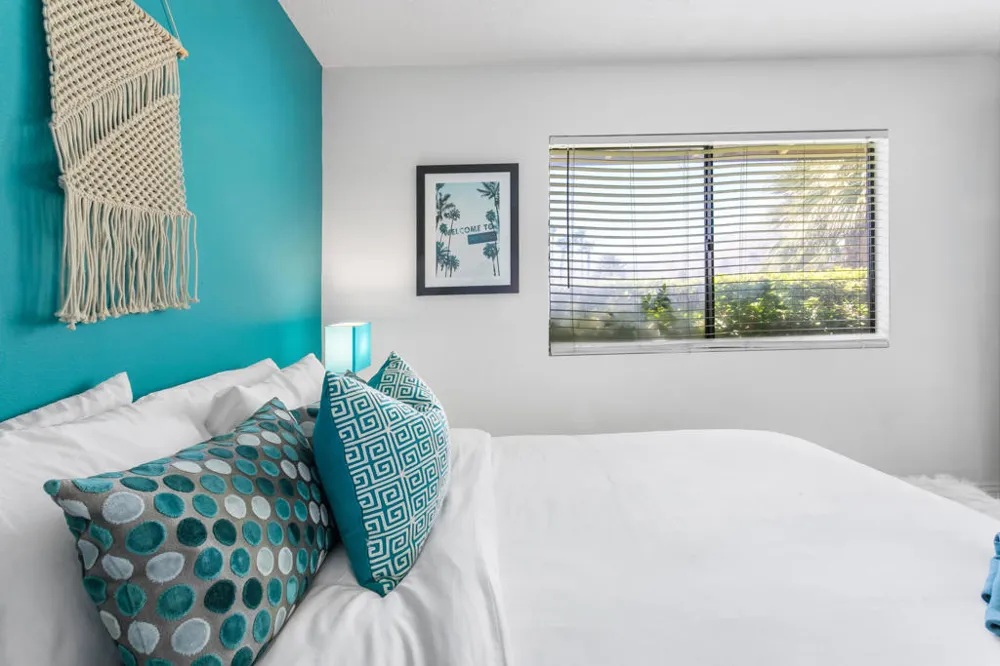 502 E Molino Road Palm Springs, CA 92262