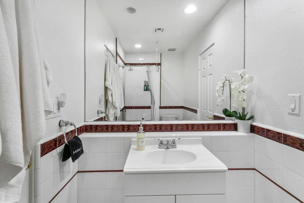 502 E Molino Road Palm Springs, CA 92262