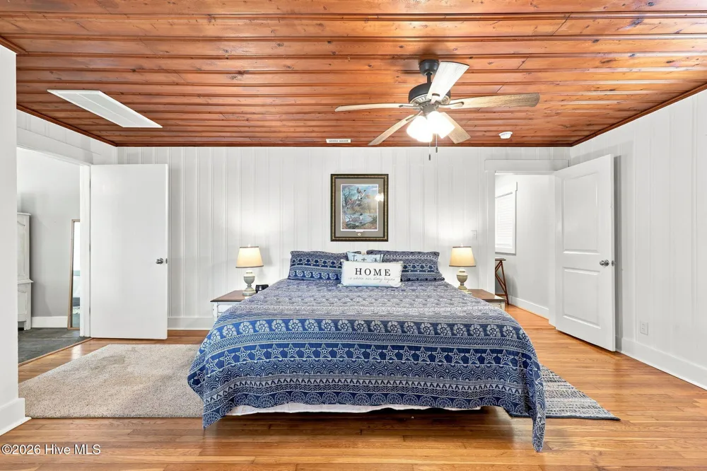 1509 Shepard Street Morehead City, NC 28557