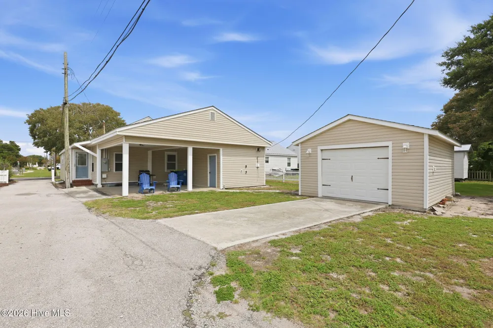 1509 Shepard Street Morehead City, NC 28557