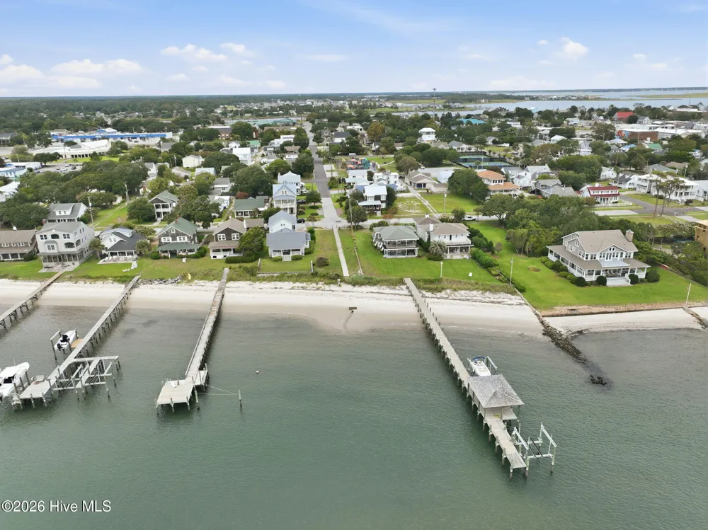 1509 Shepard Street Morehead City, NC 28557