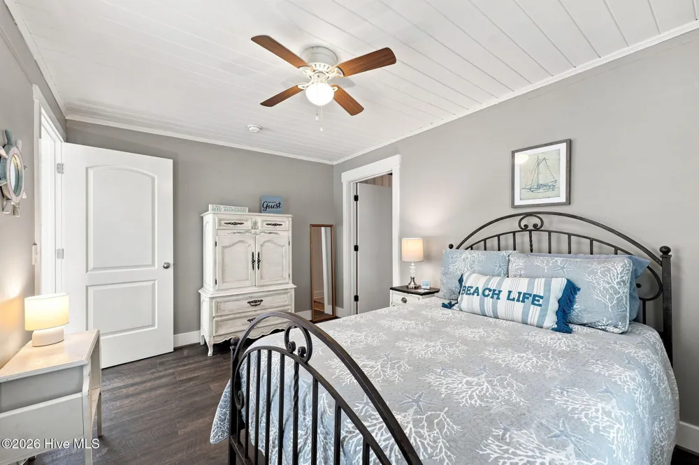 1509 Shepard Street Morehead City, NC 28557