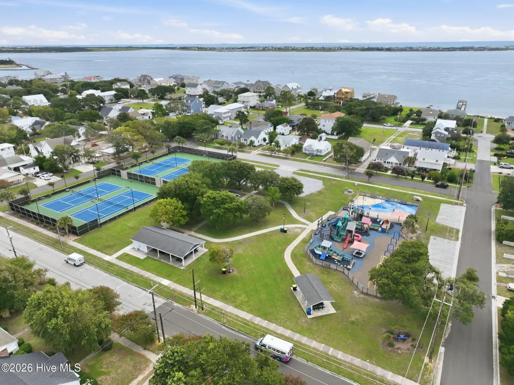 1509 Shepard Street Morehead City, NC 28557