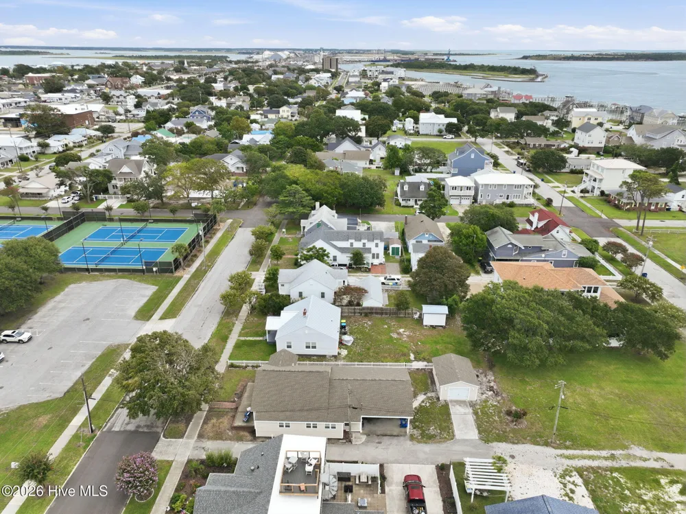 1509 Shepard Street Morehead City, NC 28557