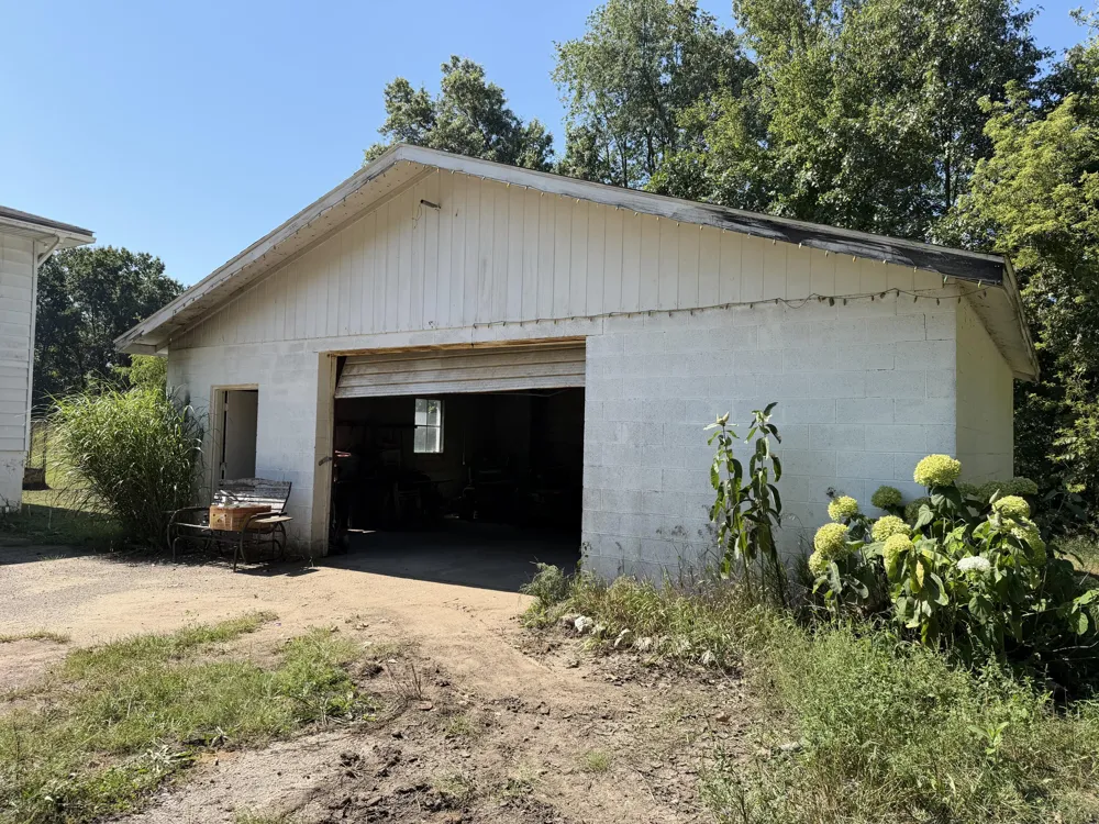 52524 Johnson Road Three Rivers, MI 49093