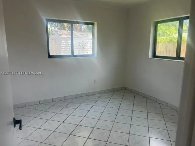 15821 SW 102nd Ct Miami, FL 33157