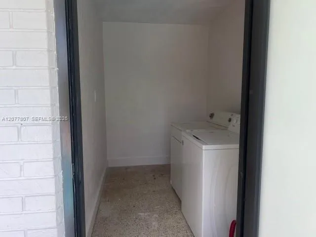 15821 SW 102nd Ct Miami, FL 33157
