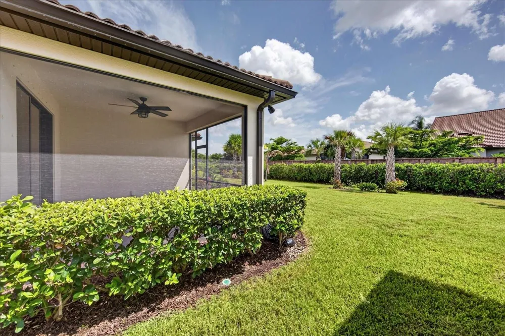 16723 BLACKWATER TERRACE Bradenton, FL 34202