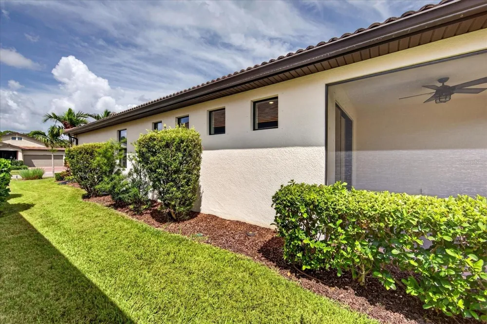 16723 BLACKWATER TERRACE Bradenton, FL 34202