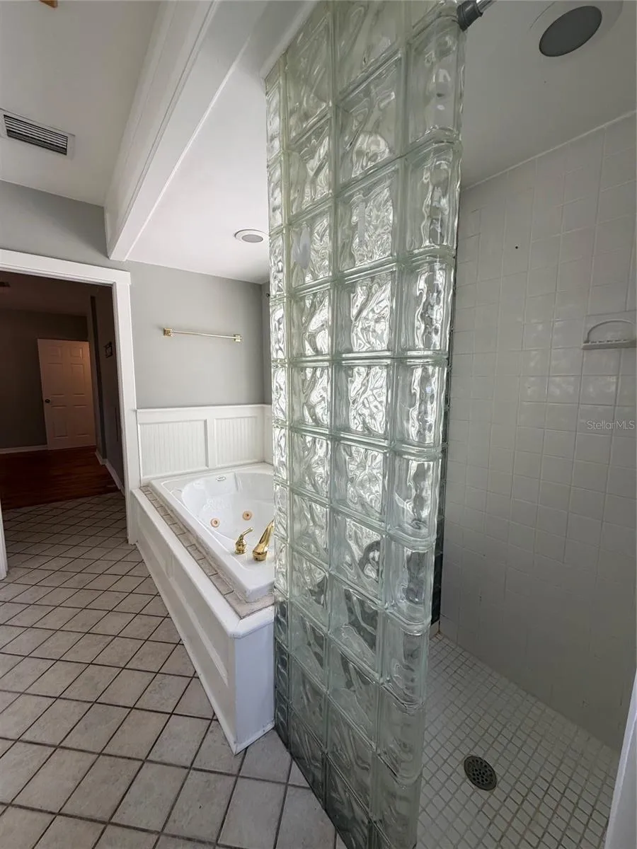 471 HOLT AVENUE Winter Park, FL 32789