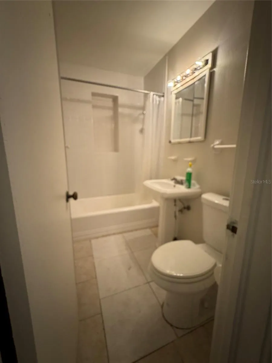 471 HOLT AVENUE Winter Park, FL 32789