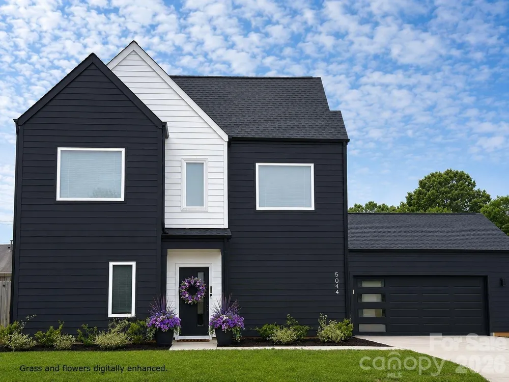 5044 Double Lakes Drive Charlotte, NC 28212