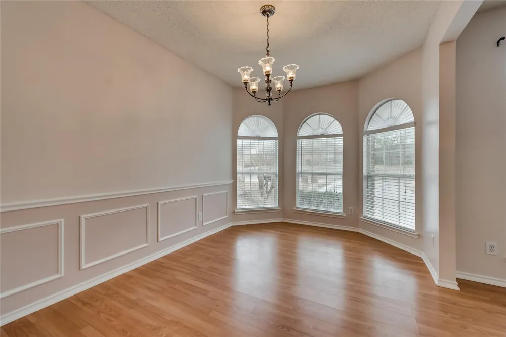 913 Wisperwood Drive Rockwall, TX 75087