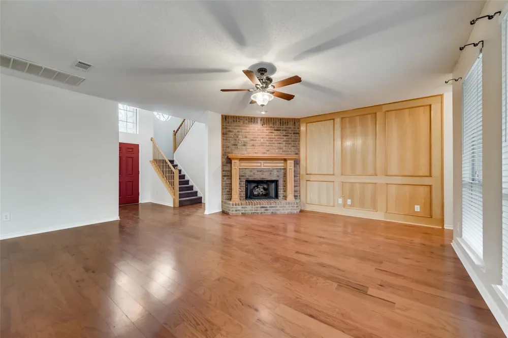 913 Wisperwood Drive Rockwall, TX 75087