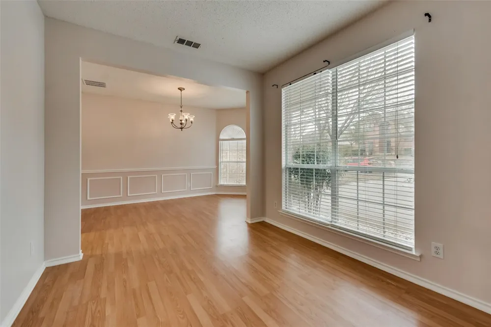 913 Wisperwood Drive Rockwall, TX 75087