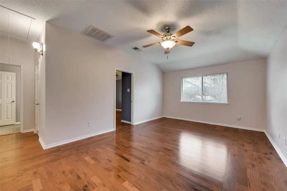 913 Wisperwood Drive Rockwall, TX 75087