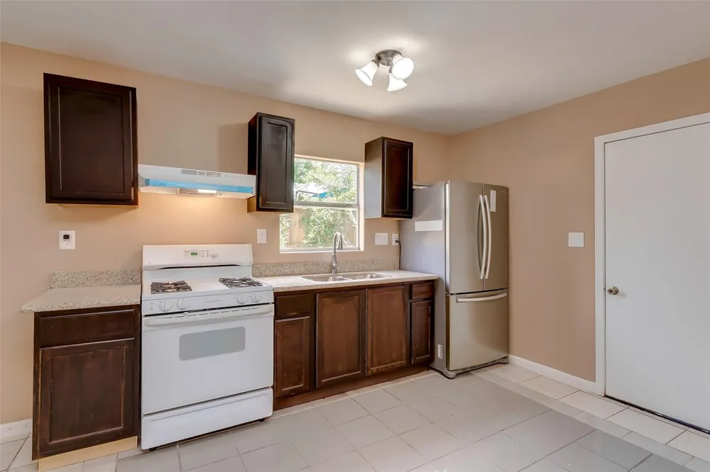 3918 Cedar Hill Lane Houston, TX 77093