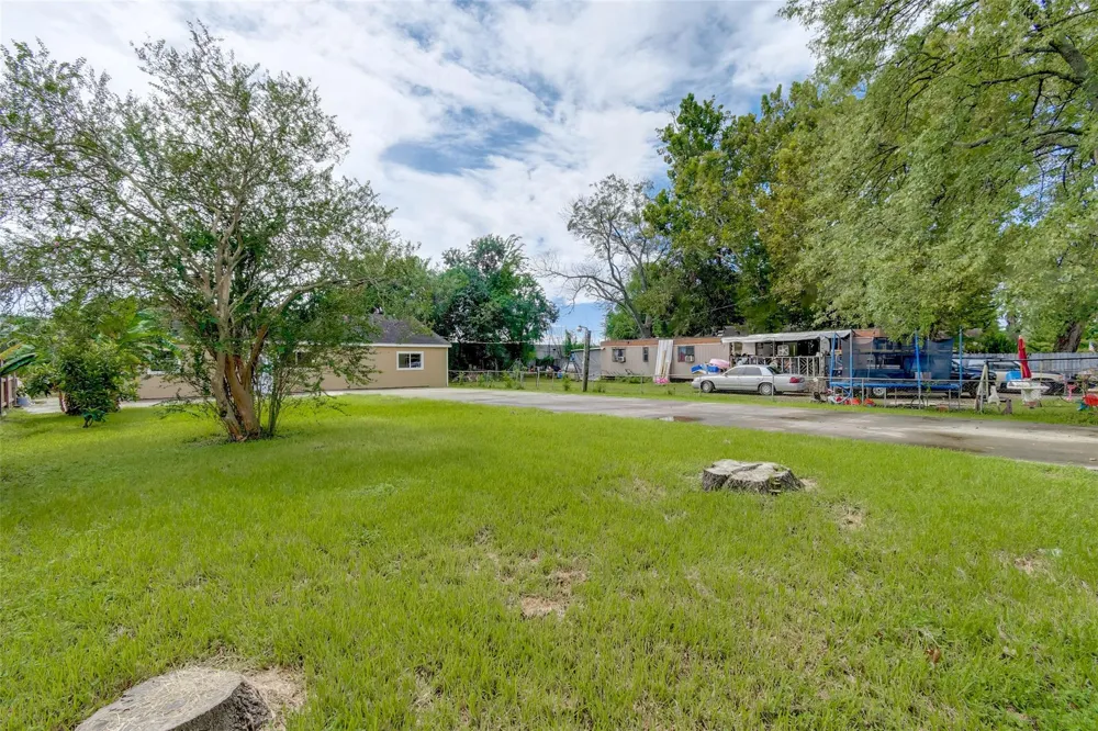3918 Cedar Hill Lane Houston, TX 77093