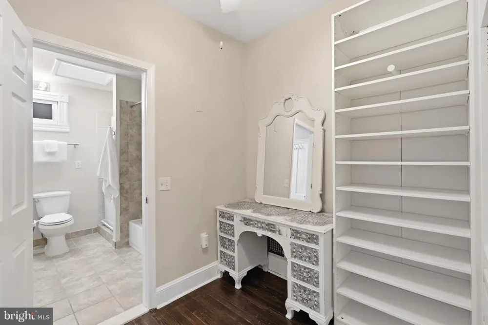 3710 HUDSON STREET Baltimore, MD 21224