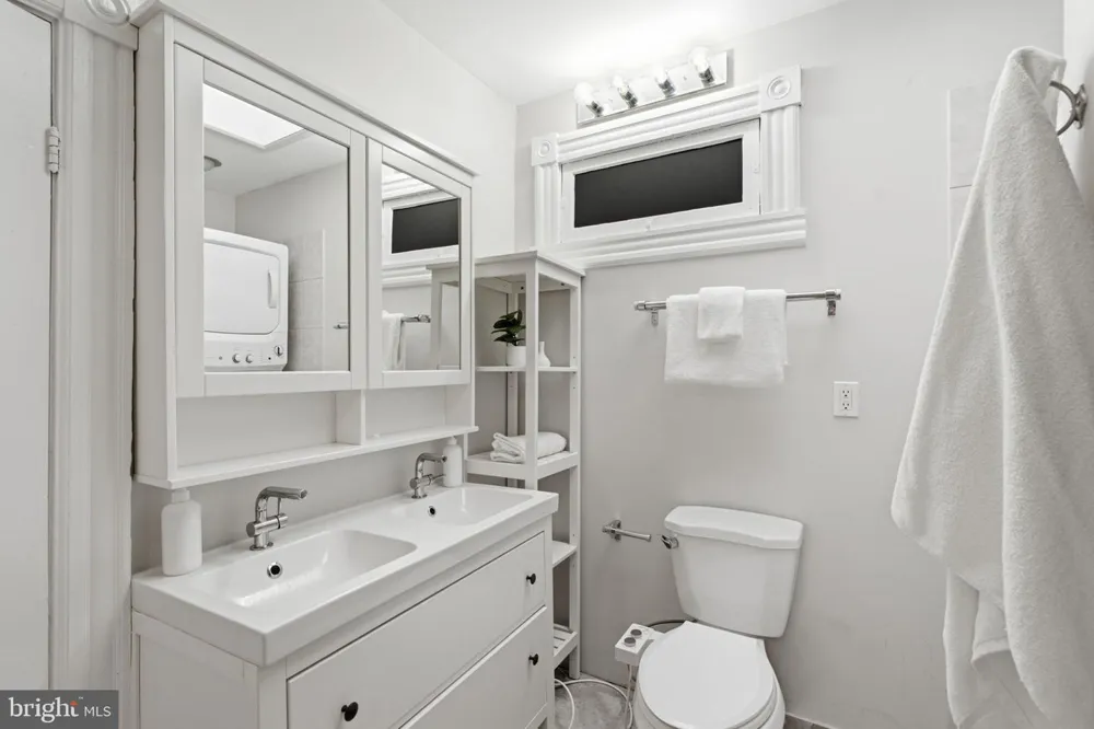 3710 HUDSON STREET Baltimore, MD 21224