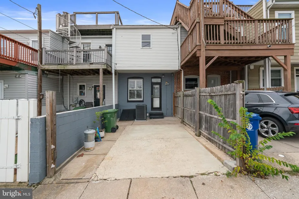 3710 HUDSON STREET Baltimore, MD 21224