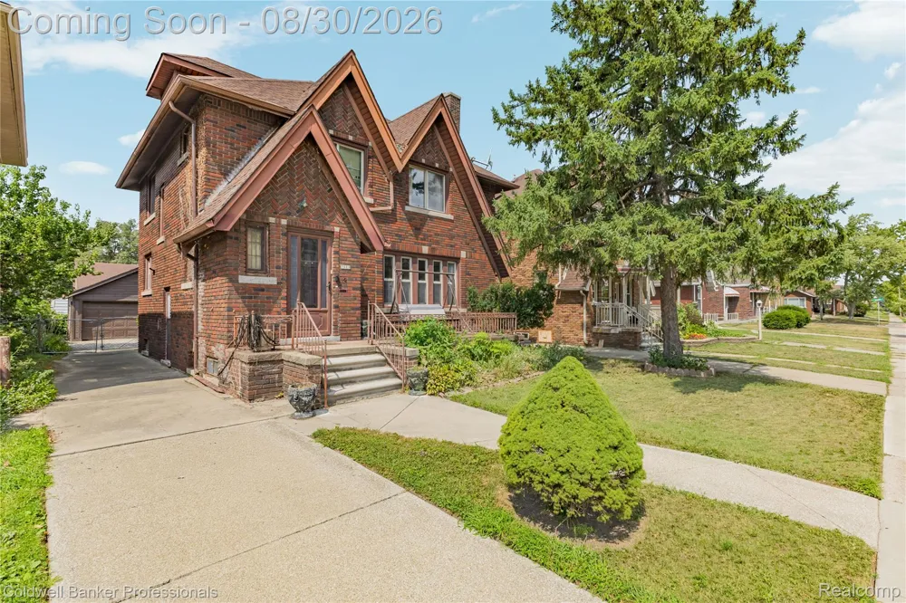 7523 Freda Street Dearborn City, MI 48126