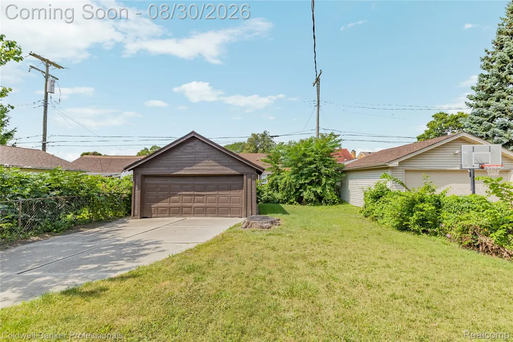 7523 Freda Street Dearborn City, MI 48126