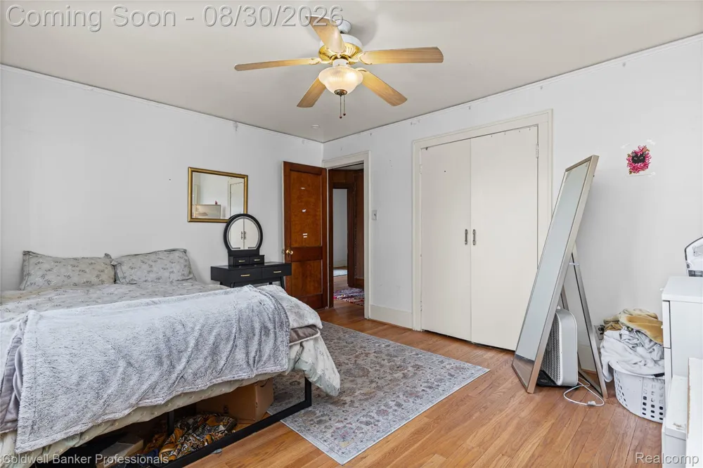 7523 Freda Street Dearborn City, MI 48126