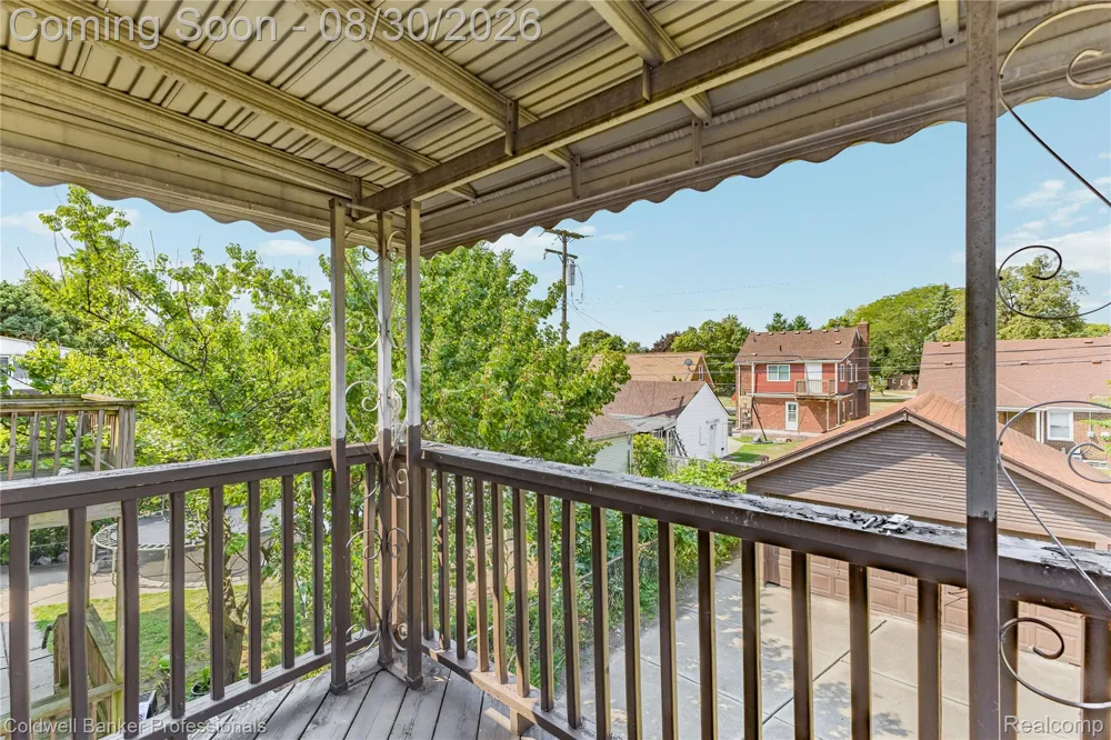 7523 Freda Street Dearborn City, MI 48126