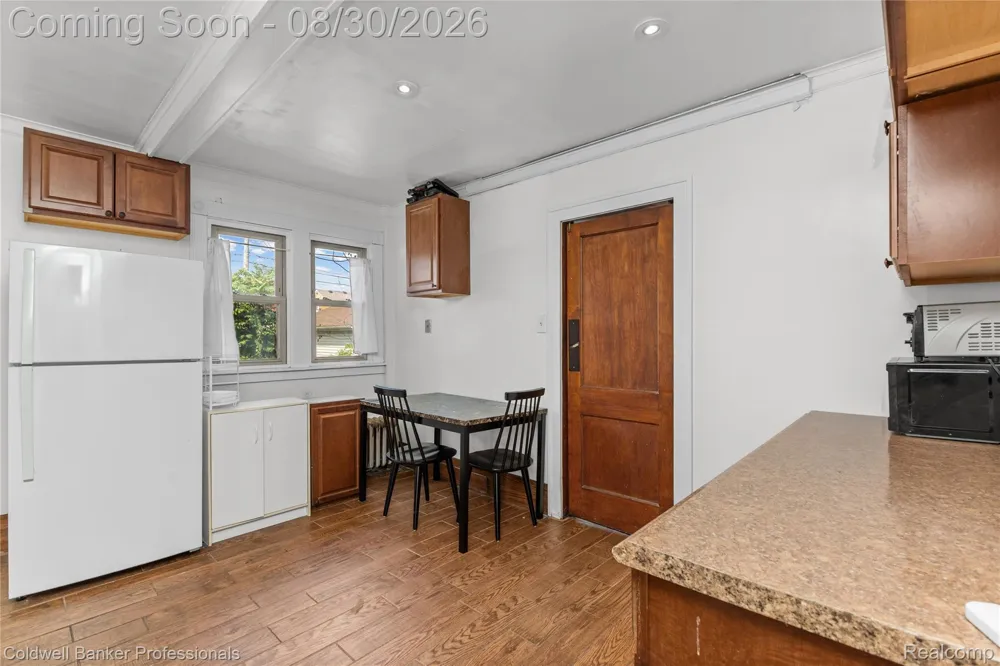 7523 Freda Street Dearborn City, MI 48126