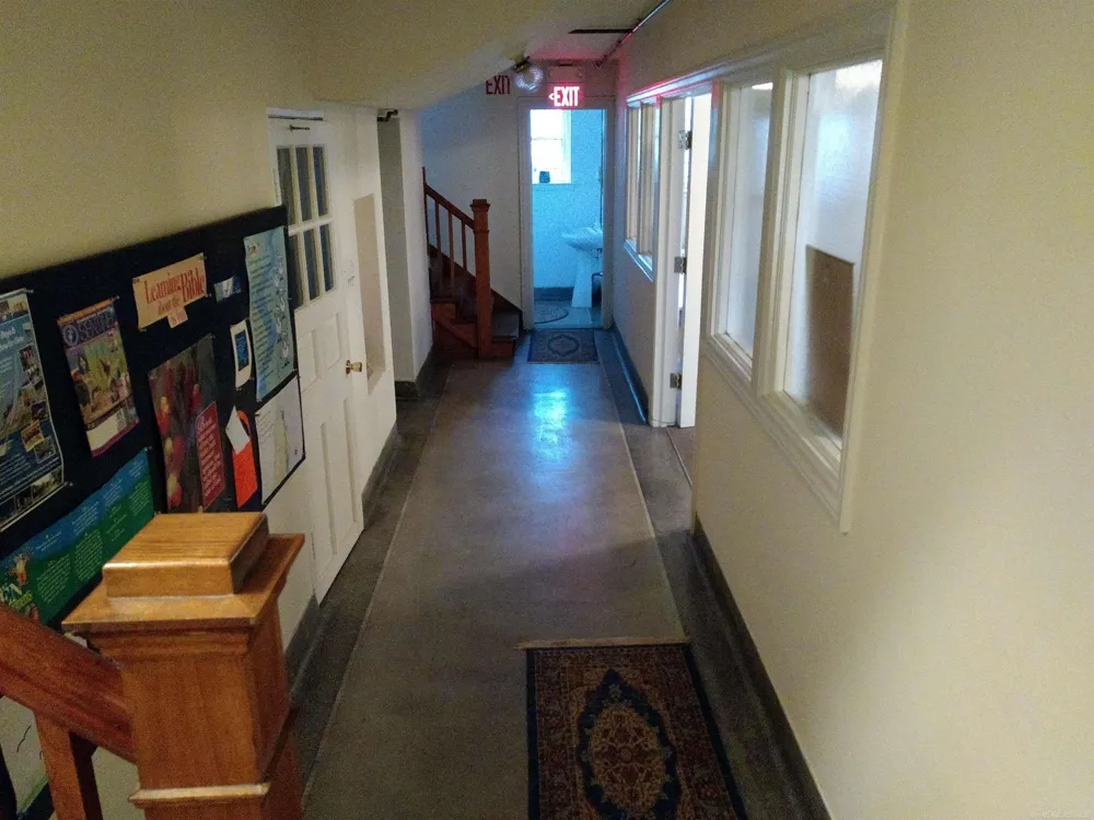 71 S washington Boulevard Oxford Village, MI 48371