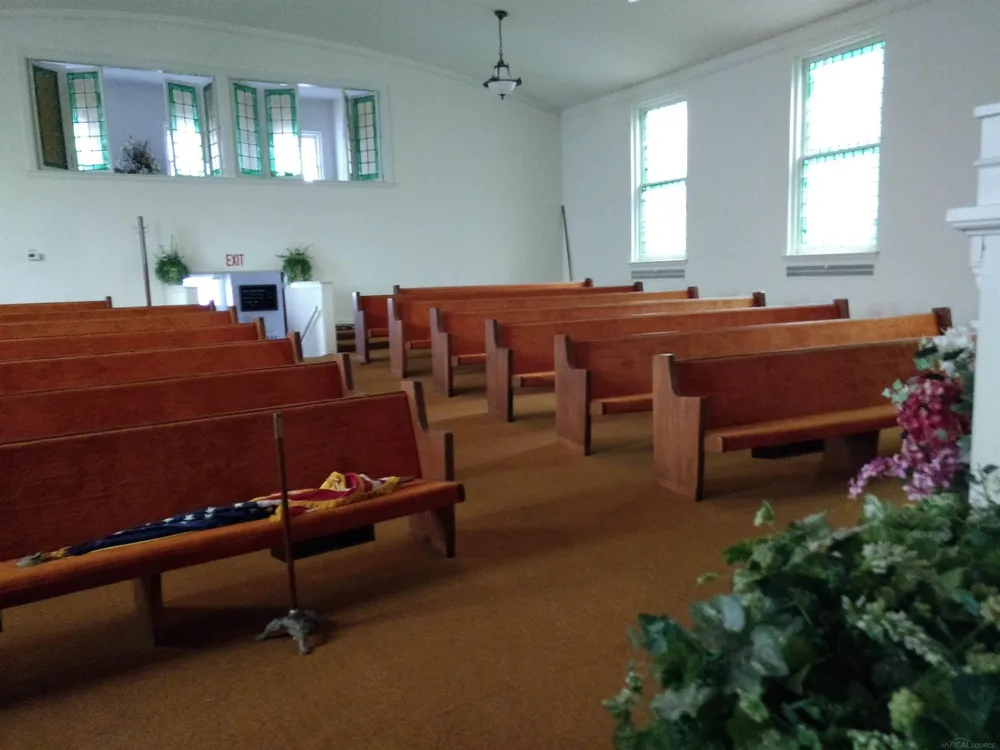 71 S washington Boulevard Oxford Village, MI 48371