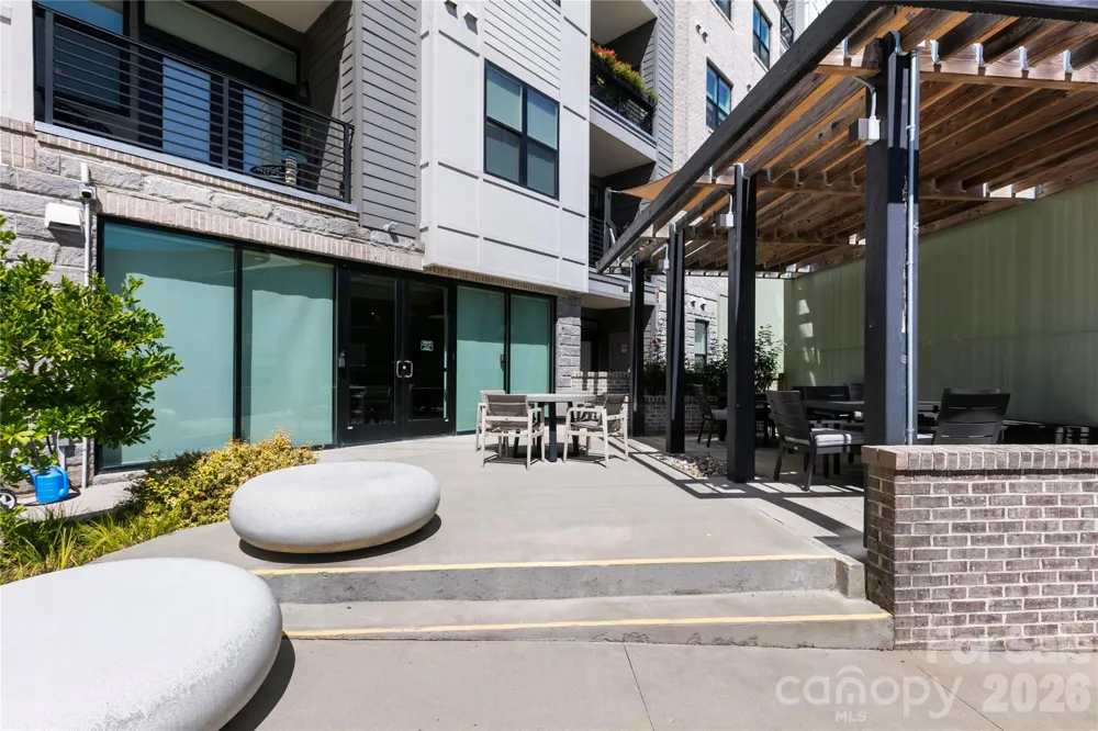 55 S Market Street #416 Asheville, NC 28801