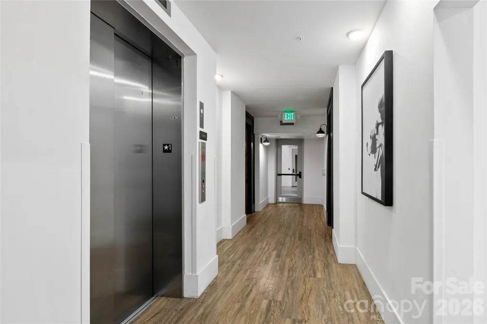 55 S Market Street #416 Asheville, NC 28801