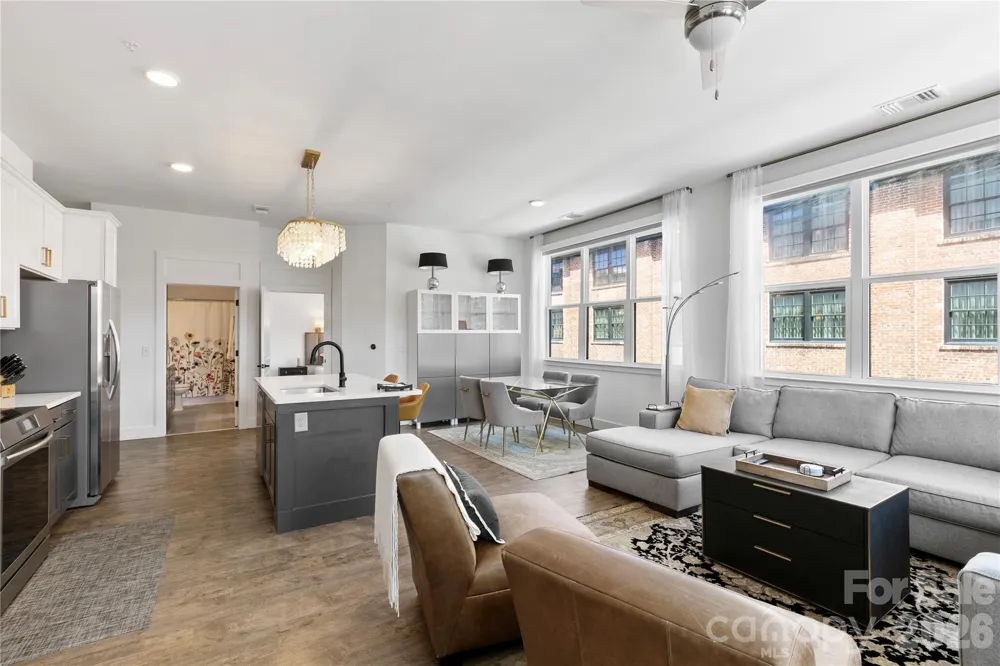 55 S Market Street #416 Asheville, NC 28801