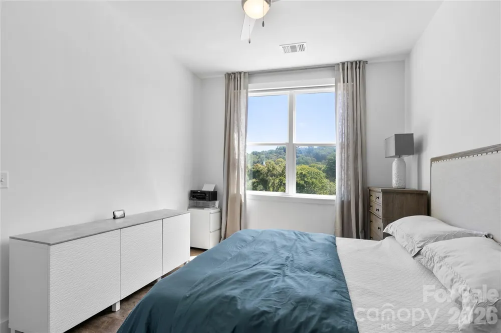 55 S Market Street #416 Asheville, NC 28801