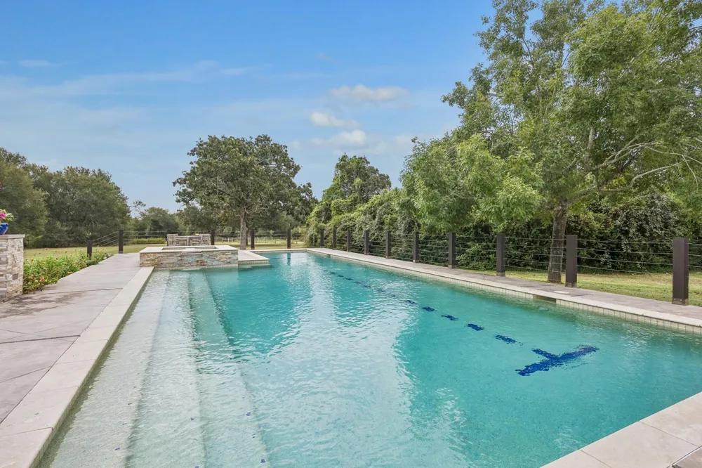 440 Piney Creek Road Road Bellville, TX 77418