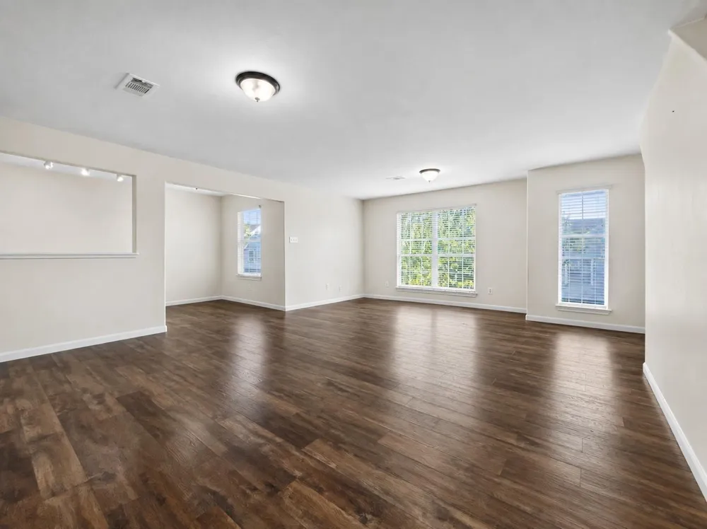 175 Binnacle Court #B Willis, TX 77318